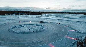 porsche-taycan-gts-record-guinness-derrape-hielo