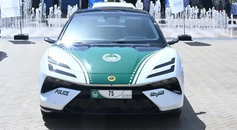 lotus-emeya-s-policia de dubai